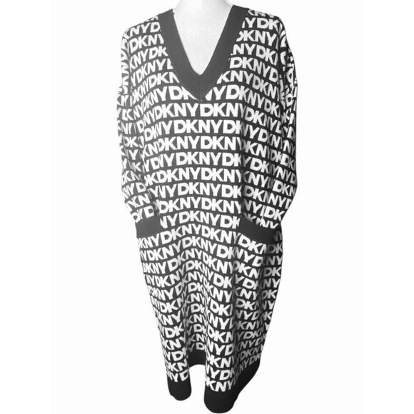 DKNY Black White Monogrammed Letters Thick Pockets Sweater Dress Wm's Med - Picture 1 of 4